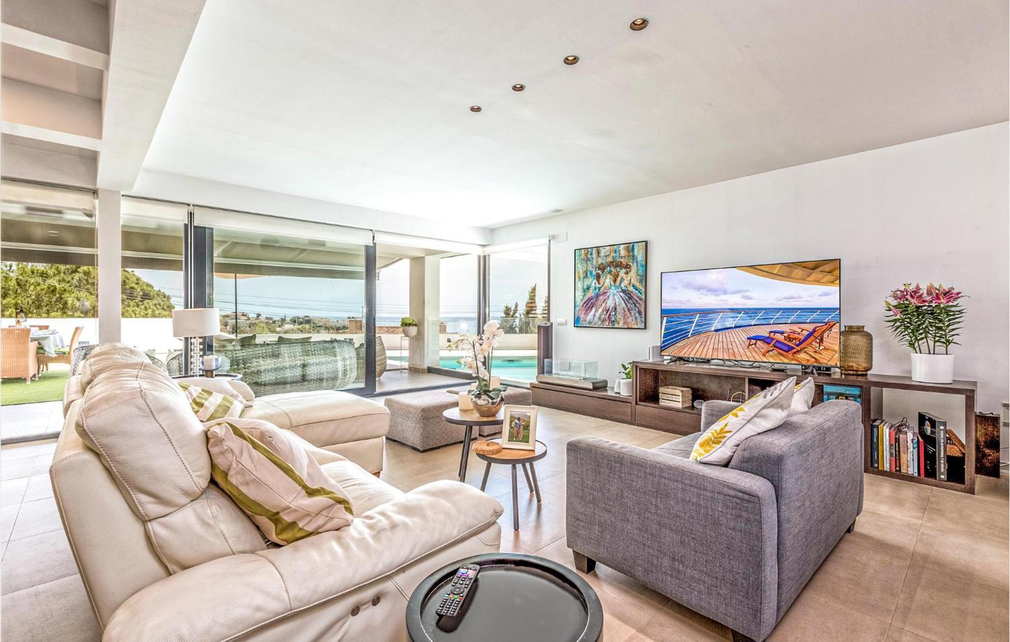 Awesome Home In Cala Del Moral With Kitchen La Cala Del Moral Экстерьер фото