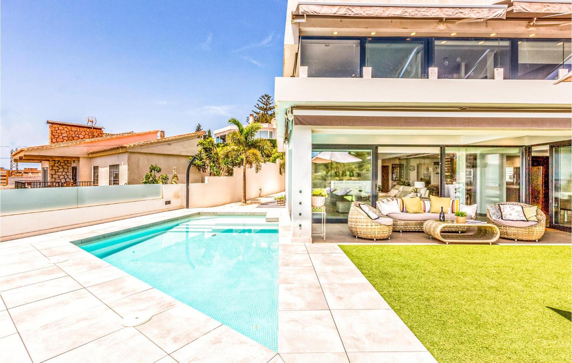 Awesome Home In Cala Del Moral With Kitchen La Cala Del Moral Экстерьер фото