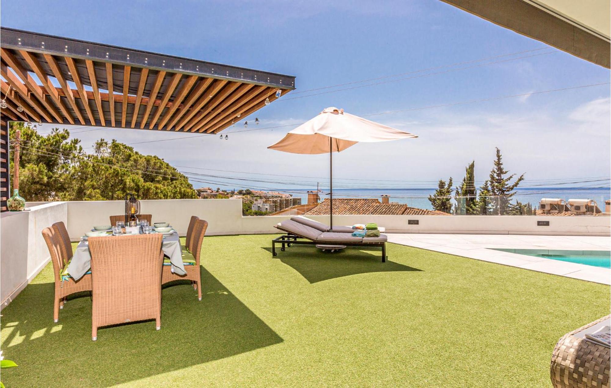 Awesome Home In Cala Del Moral With Kitchen La Cala Del Moral Экстерьер фото
